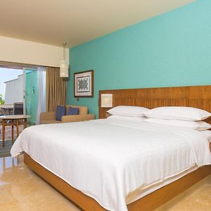 Guest room 1 King Terrace view Pool view Low floor
